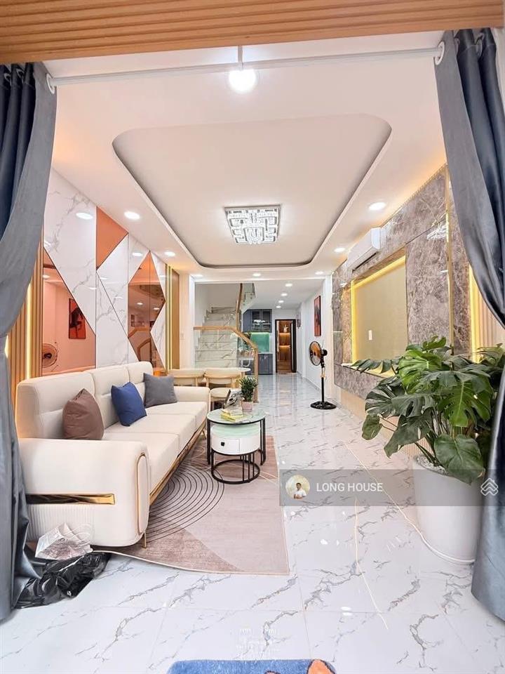 Nhà 4 tầng  6 phòng ngủ 6 vệ sinh  hẻm ô tô  ngay p. 7 phú nhuận