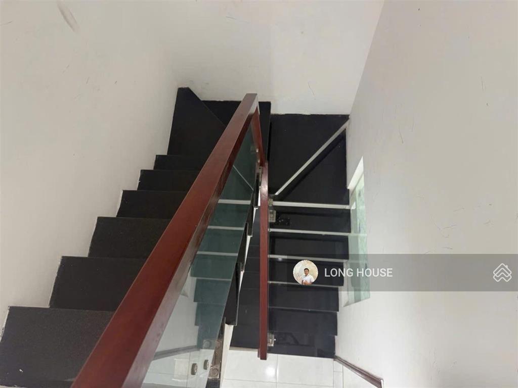 Nhà 45m², 4 phòng ngủ, hẻm oto vừa ở vừa kinh doanh p.5 phú nhuận