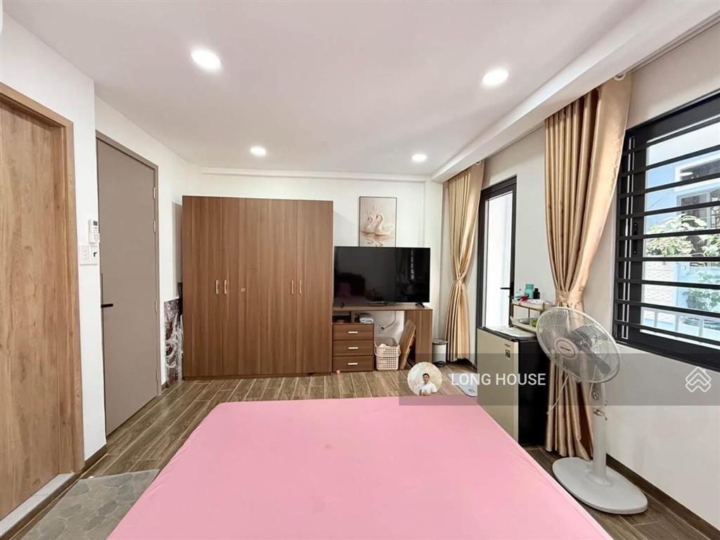 Nhà đẹp 3 tầng  40m2  p.17 bình thạnh gần cầu điện biên phủ  giáp q.1