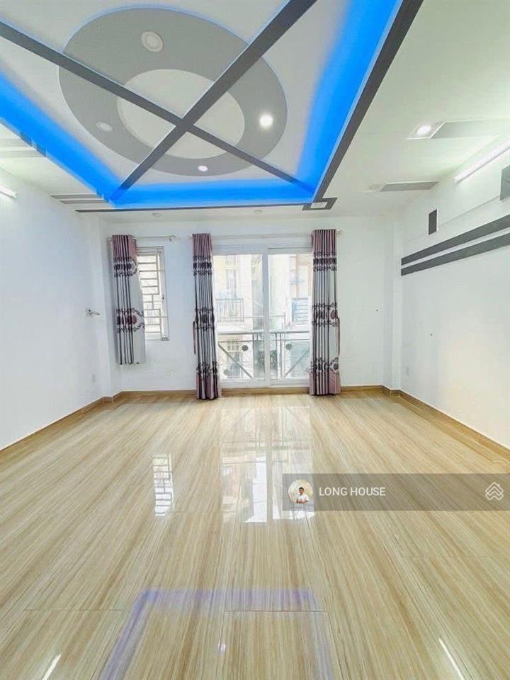 Nhà 5 tầng 38m2, 4 phòng ngủ master  hẻm vip 489/ huỳnh văn bánh