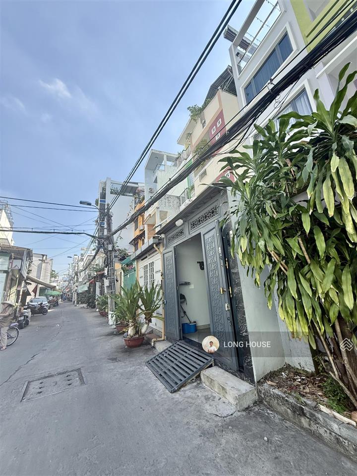 Siêu hiếm  khuôn đất 4.2m x19m, hẻm ô tô  ô tô ngủ nhà  ngay cầu bông  giáp q1