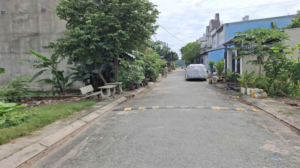 Đất full thổ cư 1/bà điểm 4, gần trường bùi văn ngữ, chợ bà điểm  diện tích 5.4m x 15m