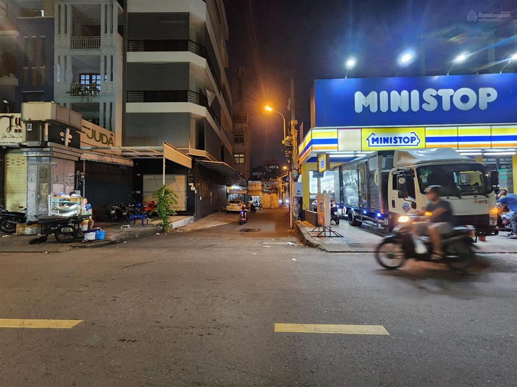 Nhà giá tốt khu vực bình tiên quận 6 đáp ứng mọi nhu cầu khách mua  chỉ nhỉnh 4 tỷ là có nhà đẹp