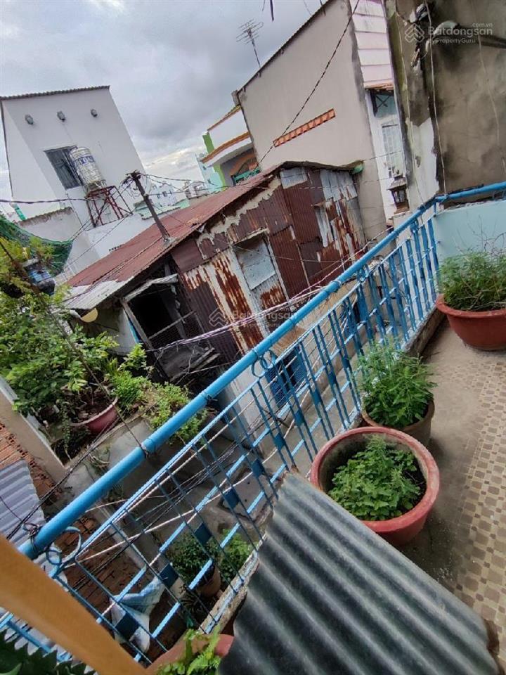 Hàng hot dành cho khách đang tìm mua nhà để ở hay đầu tư  diện tích khủng  chỉ nhỉnh 4 tỷ có ngay