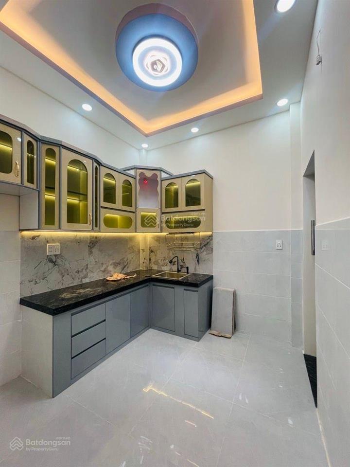 Anh chị đang tìm nhà cho gia đình chuyển đi xem tin này là có duyên  nhỉnh 4 tỷ có thể vào ở ngay