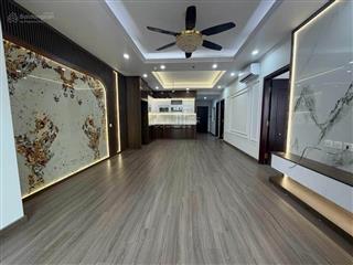 15.9 tỷ sống ngay tại royal city nguyễn trãi