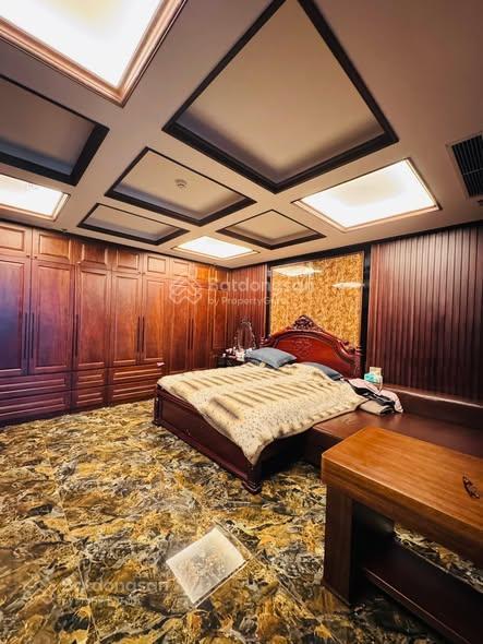 Chính chủ cần bán khách sạn phố lê đức thọ khuôn đất 750m 10 tầng mặt tiền 35m