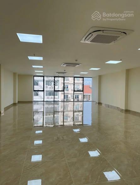 Chính chủ cần bán nhà phố khúc thừa dụ  lô góc  170m  9 tầng thang máy