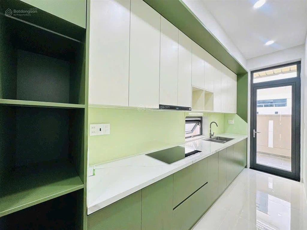 Cho thuê căn biệt thự sân vườn phù hợp gia đình ở