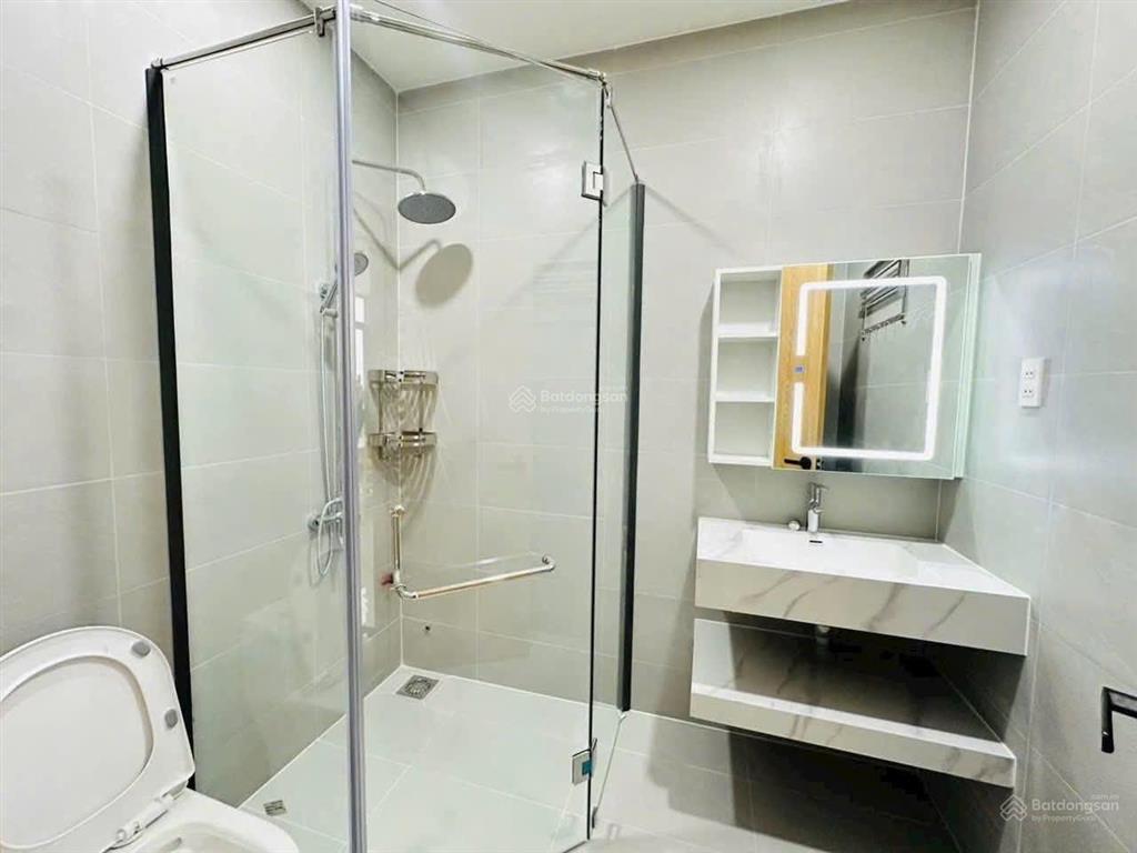 Cho thuê căn biệt thự sân vườn phù hợp gia đình ở