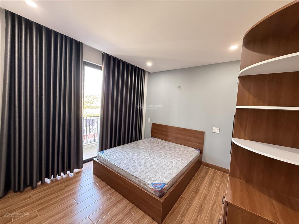 Bán gấp shophouse 4pn, hoàn thiện full nội thất cho thuê 16tr