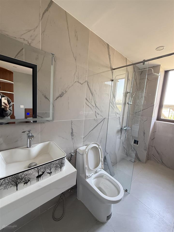 Bán gấp shophouse 4pn, hoàn thiện full nội thất cho thuê 16tr