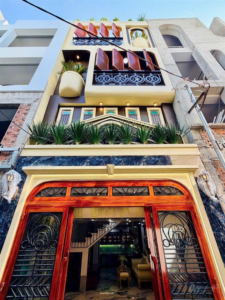 Bán nhà đẹp khu vip nguyễn văn lương cityland. dương quảng hàm