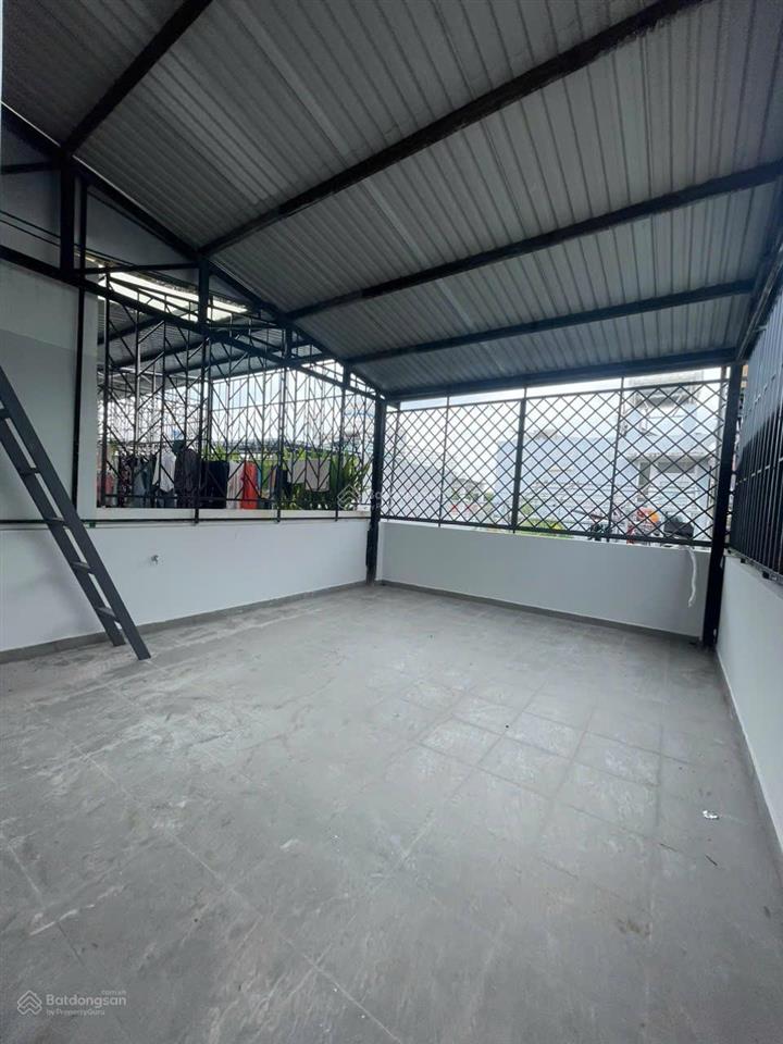 Cần chuyển nơi sinh sống bán nhà bình lợi  bình thạnh 5x20m 4 tầng kiên cố đường 12m chỉ 13.5 tỷ
