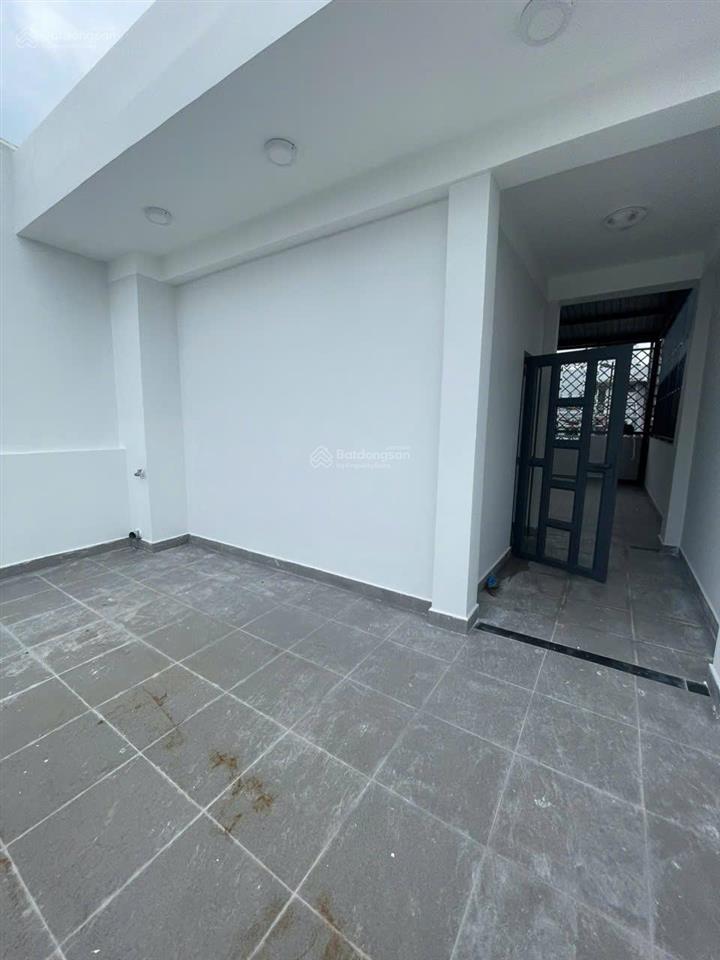 Cần chuyển nơi sinh sống bán nhà bình lợi  bình thạnh 5x20m 4 tầng kiên cố đường 12m chỉ 13.5 tỷ