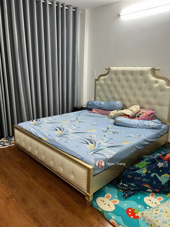 Nhà mới 100% vào ở ngay 4 tầng 4,5x15m  đường 12 xe hơi ngủ trong nhà đặng thùy trâm  đh văn lang