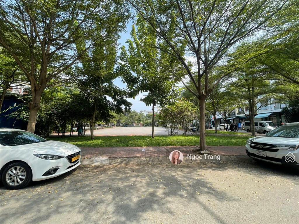 Hàng hiếm xe hơi bình lợi  đặng thùy trâm (4x15m) 4 tầng kiên cố đối diện công viên cực thoáng mát