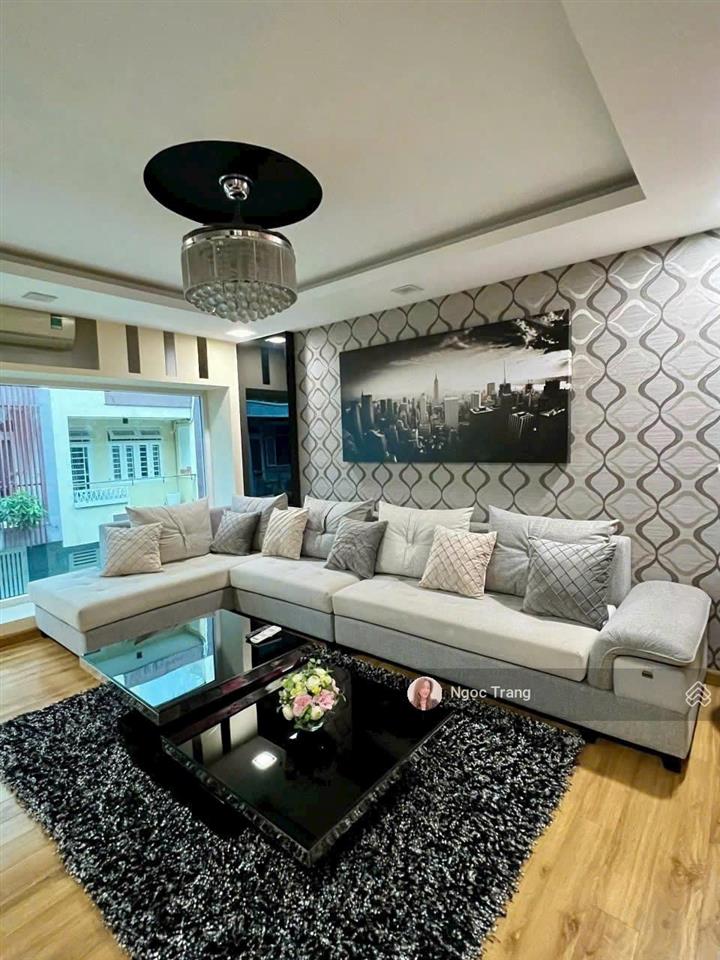Hàng hiếm xe hơi bình lợi  đặng thùy trâm (4x15m) 4 tầng kiên cố đối diện công viên cực thoáng mát