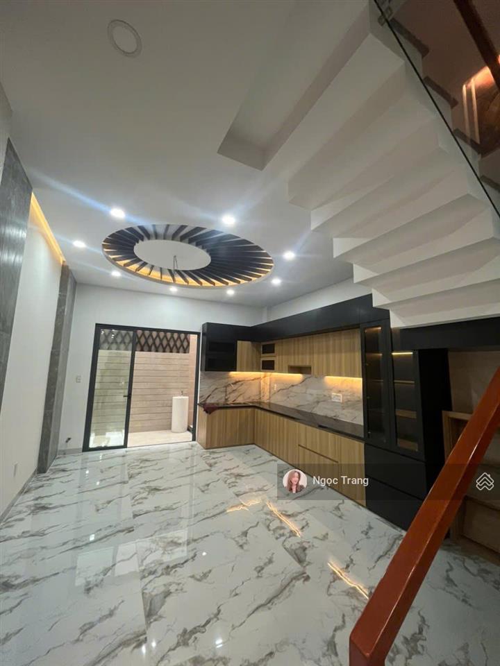 Bán nhà hẻm đẹp 2 xe hơi tránh nhau 5x16m (cn 70m2) 4 tầng gần kề đại học văn lang chỉ 13.5 tỷ tl