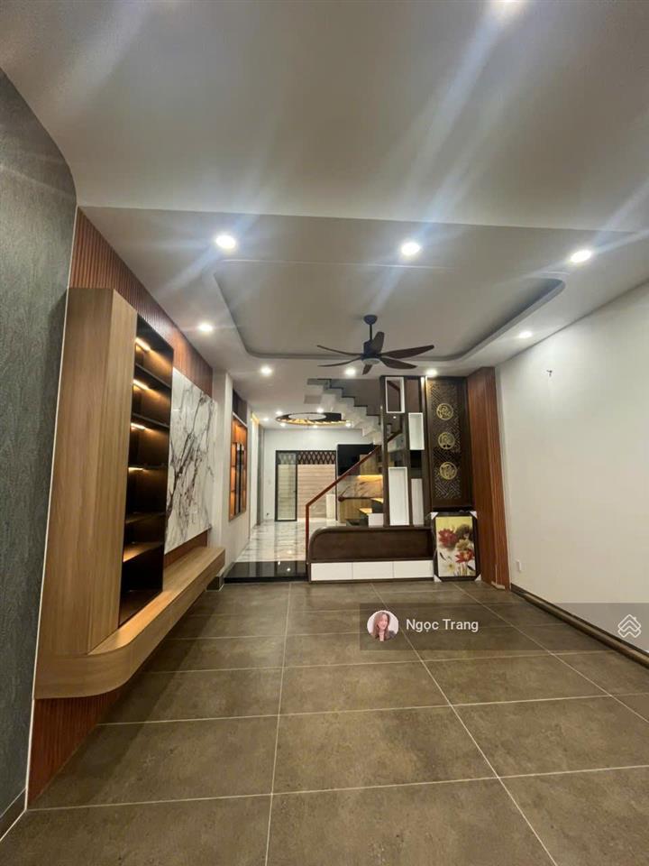 Bán nhà hẻm đẹp 2 xe hơi tránh nhau 5x16m (cn 70m2) 4 tầng gần kề đại học văn lang chỉ 13.5 tỷ tl