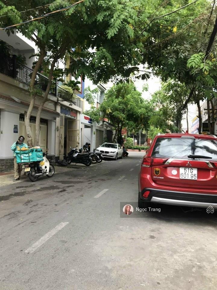 Chủ cần nhượng lại lô đất xây cao 7tầng kiên cố 4.2 x 17m (công nhận đủ 69m²) ngay dương quảng hàm