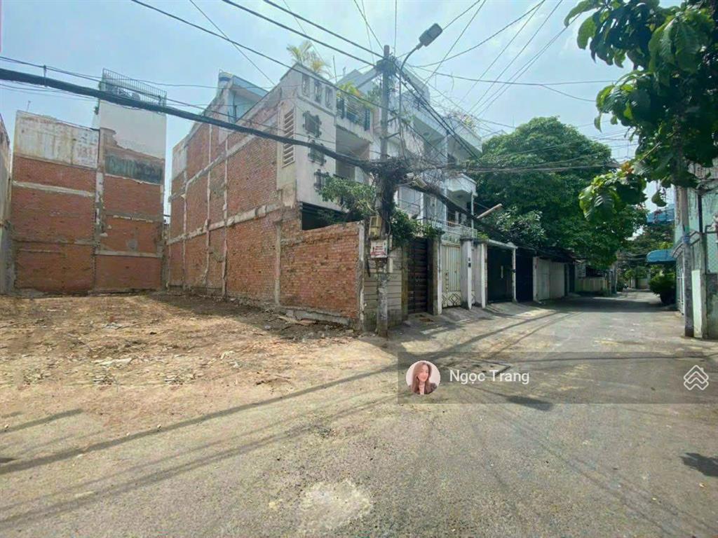 Chủ cần nhượng lại lô đất xây cao 7tầng kiên cố 4.2 x 17m (công nhận đủ 69m²) ngay dương quảng hàm