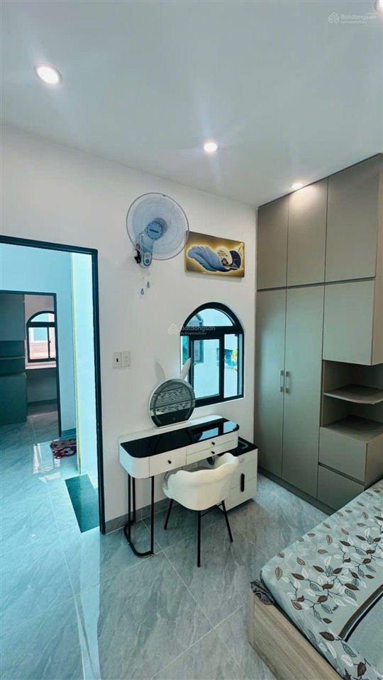 Bán nr 2pn, 2wc, 3,88 tỷ ở đường số 2, p hạnh thông, hcm, view đẹp
