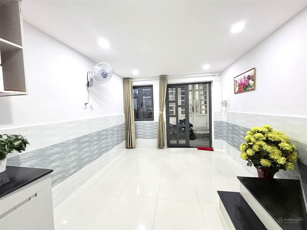 Bán nhà riêng đẹp tại lê đức thọ, 3,2 tỷ, 20m2, nhiều tiện ích hấp dẫn