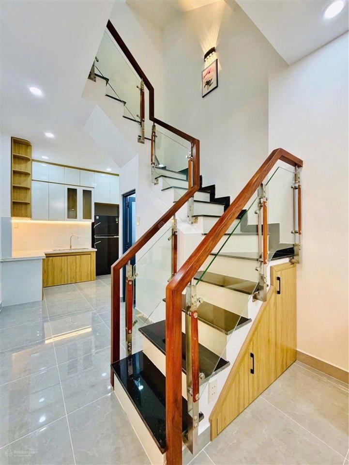 Bán nhà riêng 33m2 giá siêu hời 4,65 tỷ tại đường 2, p hạnh thông, q.gò vấp, tp.hcm