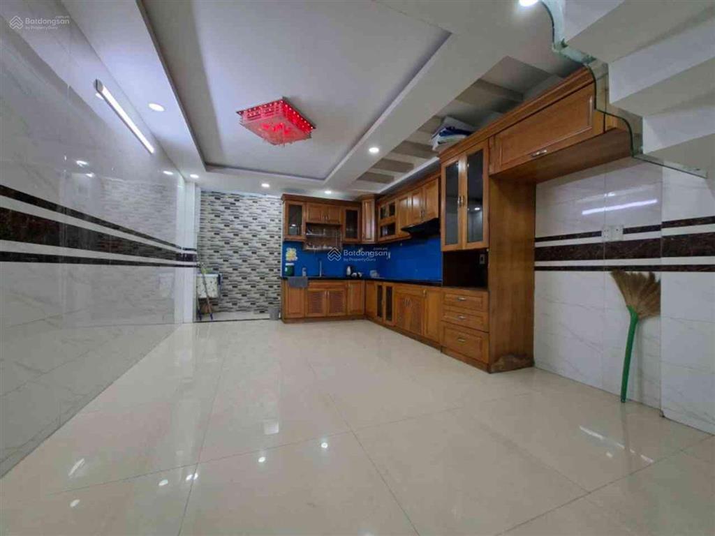 Nhà 5 tầng bê tông cốt thép 84m (4x21) hẻm xe hơi 7m thông phan huy ích, p.12 gò vấp