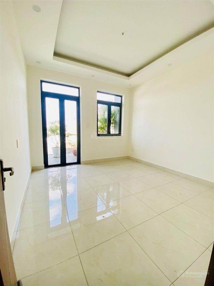Nhà 4 tầng đường nguyễn sỹ sách hẻm ô tô tránh 5pn gần nhà ga kt3 pháp lý chuẩn
