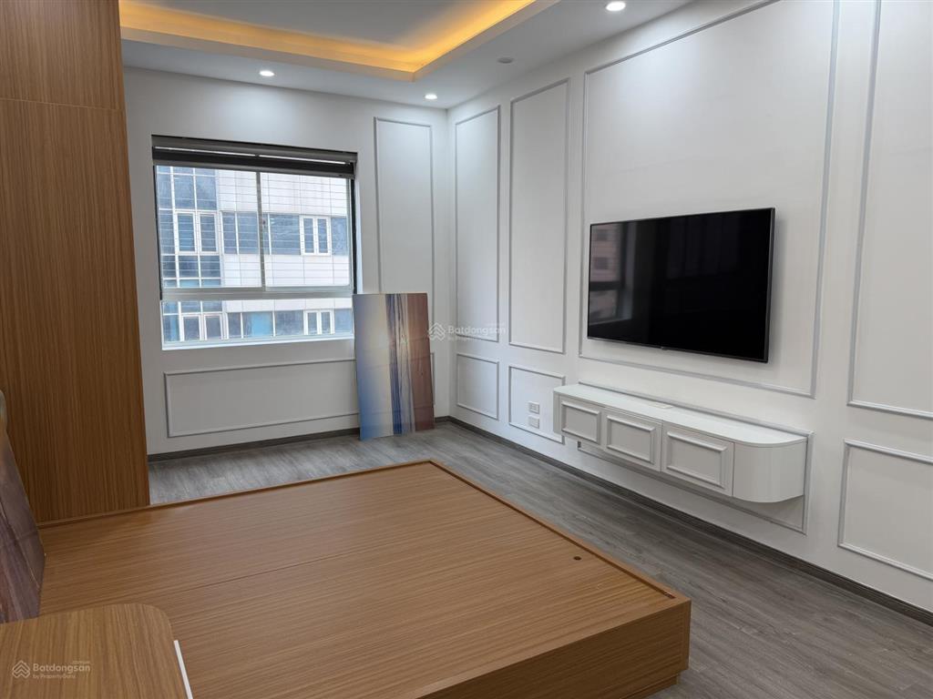 Tôi cần bán căn chung cư 17t6 hoàng đạo thuý, dt 119m2, 3pn full nội thất đẹp, giá bán 11,5 tỷ