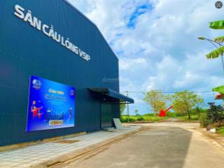 01 lô giá siêu rẻ gần sân cầu lông vsip, gần quán gió chiều vsip quảng ngãi. 126m2. giá 9.5tr/m2