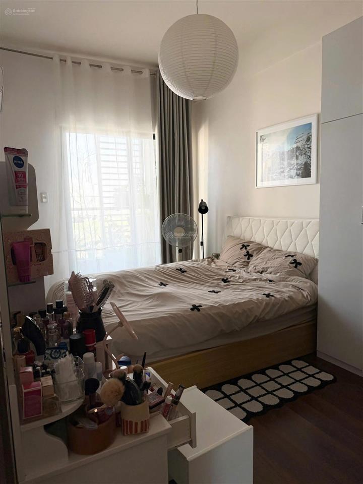 Bán căn hộ cc centana thủ thiêm, 6,3 tỷ, 88m2, view đẹp, nhà mới nội thất ở đầy đủ ở ngay