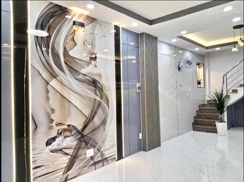 Nhà 3tầng 4pn mới đẹp,gần tân kỳ tân quý, dt 32m2, shr