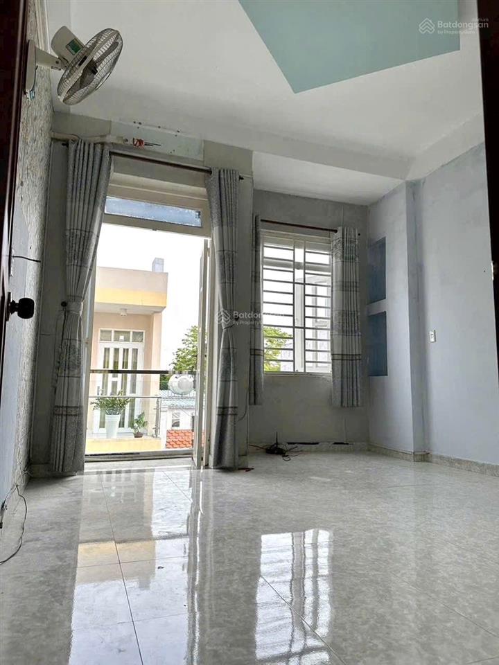 Nhà 3pn 3wc ngay trương phước phan, ban công thoáng mát
