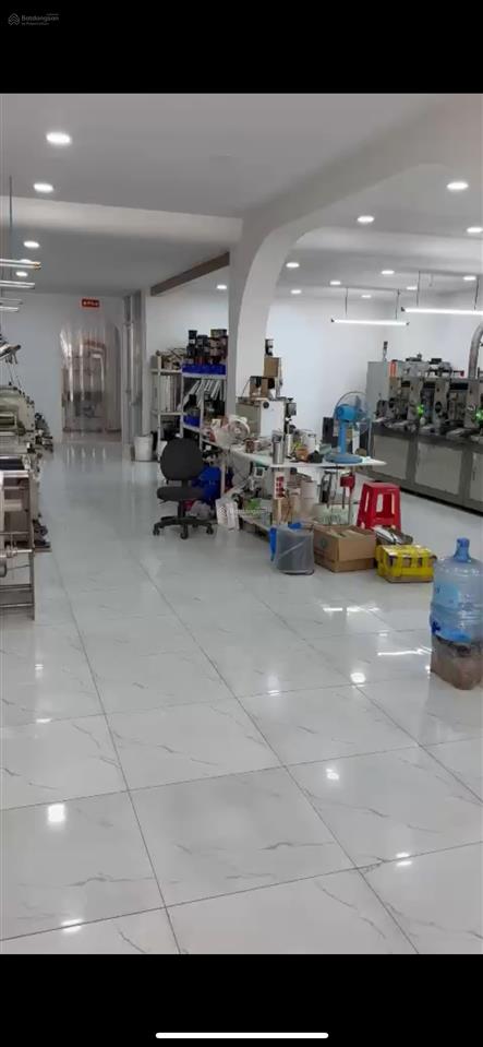 Ngộp nh mặt tiền đường lớn, dt đẹp 8x23m, gần tân kỳ tân quý