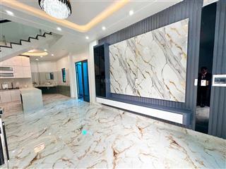 Cực sốc! nhà diện tích rộng, không gian sống thoải mái, hiện đại, giá vừa túi tiền tại hùng vương