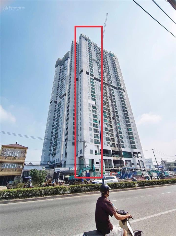 Bán căn 3pn hoa hậu, căn góc, tầng cao, view q1, giá chênh tốt, hỗ trợ vay ngân hàng.  0932 113 ***