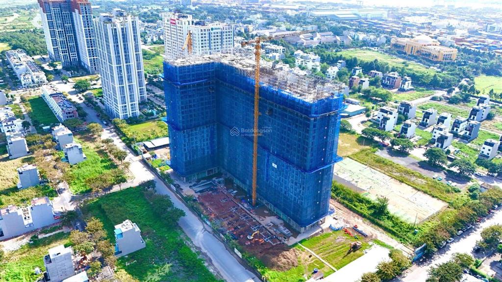 Bán gấp căn 2pn góc, view q1, hướng mát, giá tốt, hỗ trợ vay ngân hàng.  0932 113 ***