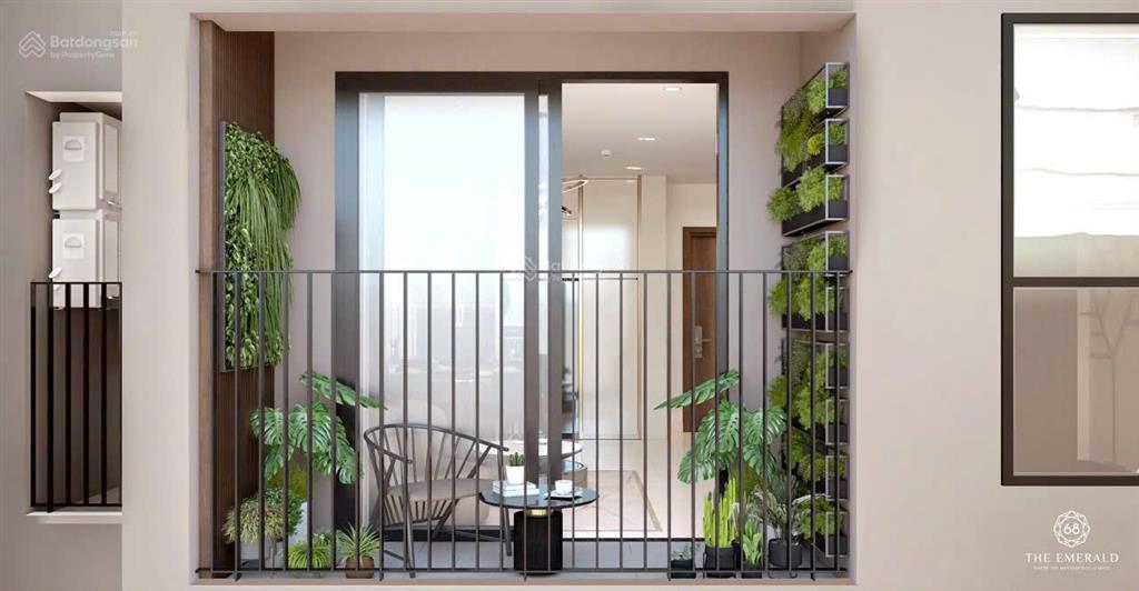 Bán gấp căn 1pn +, dt lớn tại emerald 68, tầng đẹp, view hồ bơi, giá tốt.  0932 113 ***