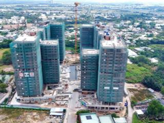 Bán gấp 2pn view landmark, tầng trung, giá chênh tốt, có slot car park, lịch thanh toán giãn