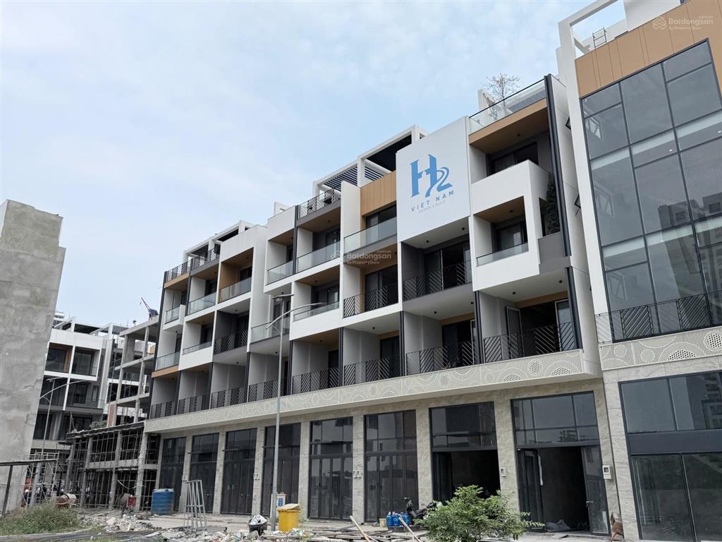 Bán nhà phố 6 tầng mặt tiền phan đình thông, kế căn hộ privia kđ, tt 15% nhận nhà, hỗ trợ 0% ls