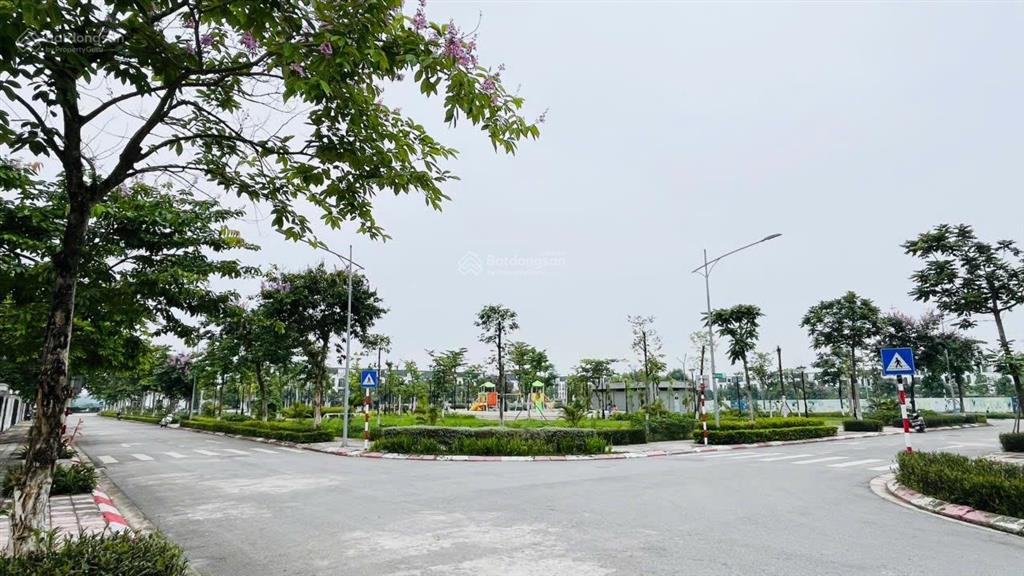 Biệt thự song lập giá tốt nhất hud mê linh central . chỉ 14,x tỷ.