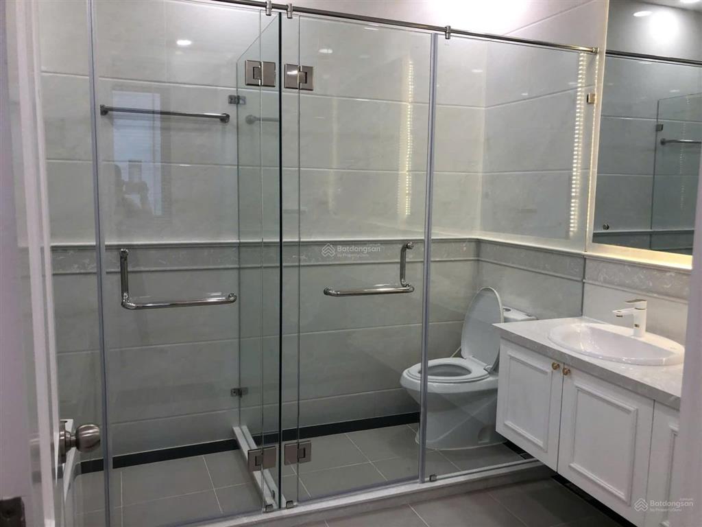 Cần cho thuê gấp bt nine south kdc ven sông, dt 7x20m full nt cao cấp, giá 24tr/th,  0938 399 ***