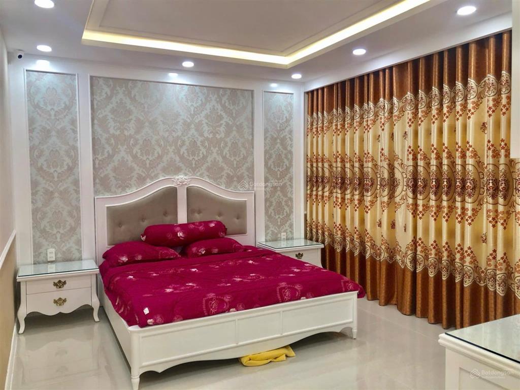 Cần cho thuê gấp bt nine south kdc ven sông, dt 7x20m full nt cao cấp, giá 24tr/th,  0938 399 ***