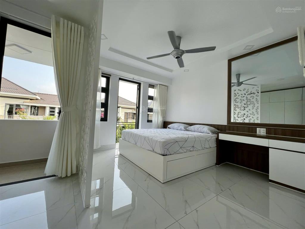 Cho thuê bt lavila kdc ven sông 6 x 17,6m full 4pn giá 21tr/th,  0938 399 ***
