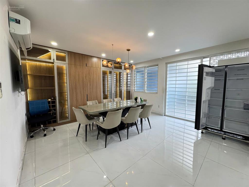 Cho thuê biệt thự khu ngân long nhà bè giá 25tr  0938 399 ***.