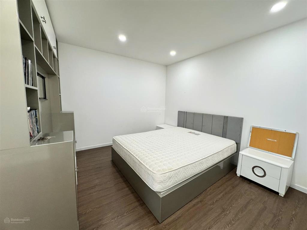 Cho thuê biệt thự khu ngân long nhà bè giá 25tr  0938 399 ***.