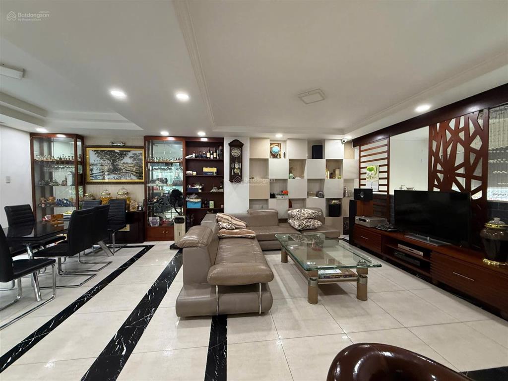 Cho thuê biệt thự khu ngân long nhà bè giá 25tr  0938 399 ***.
